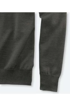 OLYMP Casual Modern Fit Herren Pullover Rundhals Oliv -Ho ho ho, Mode in Grün. 0150 11 47 4 800