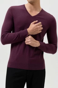 OLYMP Level Five Casual Body Fit Herren Pullover V-Ausschnitt Chianti 10 OLYMP Level Five Casual Body Fit Herren Pullover V-Ausschnitt Chianti -Ho ho ho, Mode in Grün. 0151 10 38 7 800