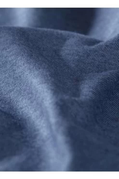 TRIGEMA  Comfort Fit T-Shirt Henleykragen Jeans, Melange -Ho ho ho, Mode in Grün. 37204 643 4 800