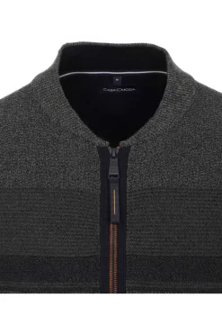Casa Moda Casual Fit Herren Strickjacke Zip Dunkelgrün 6 Casa Moda Casual Fit Herren Strickjacke Zip Dunkelgrün -Ho ho ho, Mode in Grün. 423951400 340 3 800