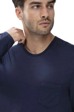 Mey Jefferson Longsleeve Dunkelblau -Ho ho ho, Mode in Grün. 65640 668 3 800