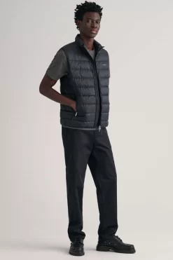 GANT Regular Fit Herren Steppweste Zip Schwarz -Ho ho ho, Mode in Grün. 7006299 5 5 800