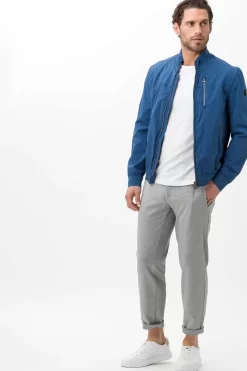 Brax Normal Fit Herren Übergangsjacke Indigo 7 Brax Normal Fit Herren Übergangsjacke Indigo -Ho ho ho, Mode in Grün. 943077 75011400 24 3 800